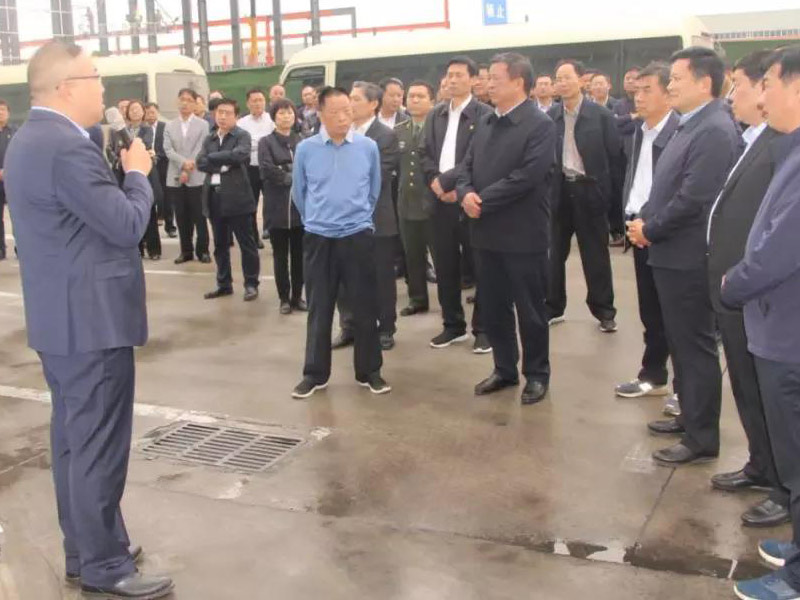 巩义市第三季度重点工作观摩团到明泰科技观摩项目建设情况